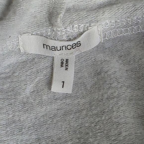 Maurices Gray Hoodie Plaid Snowflake Pullover 1x Plus - Picture 5 of 7